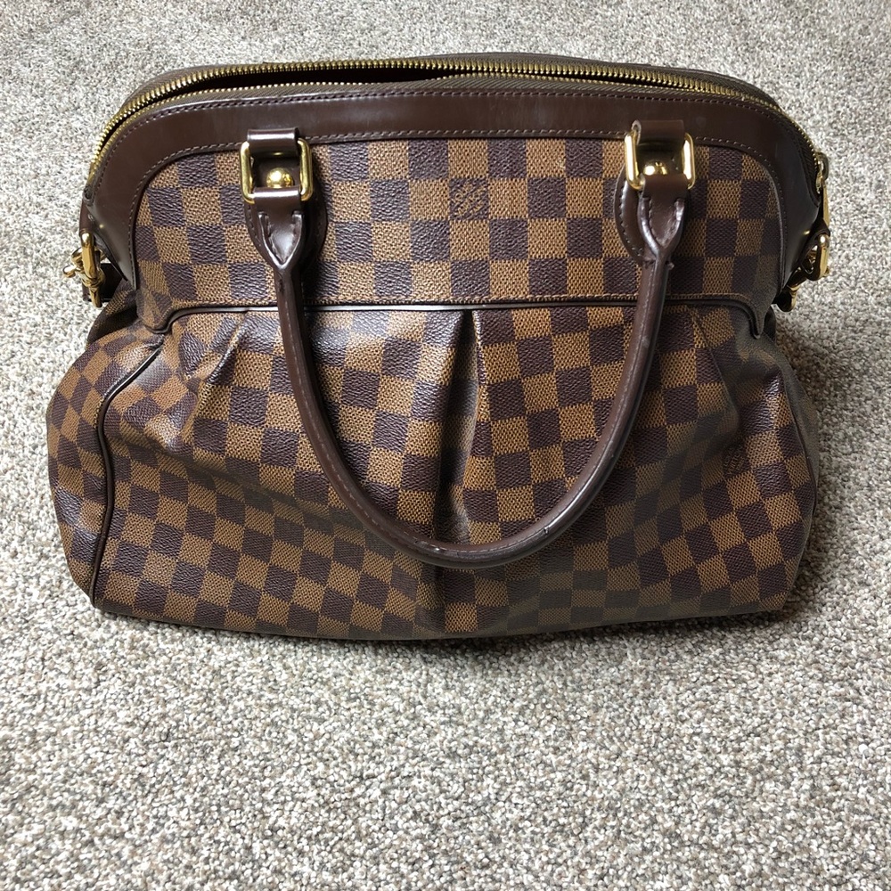 Louis Vuitton Trevi GM 💯 Authentic Damier Ebene